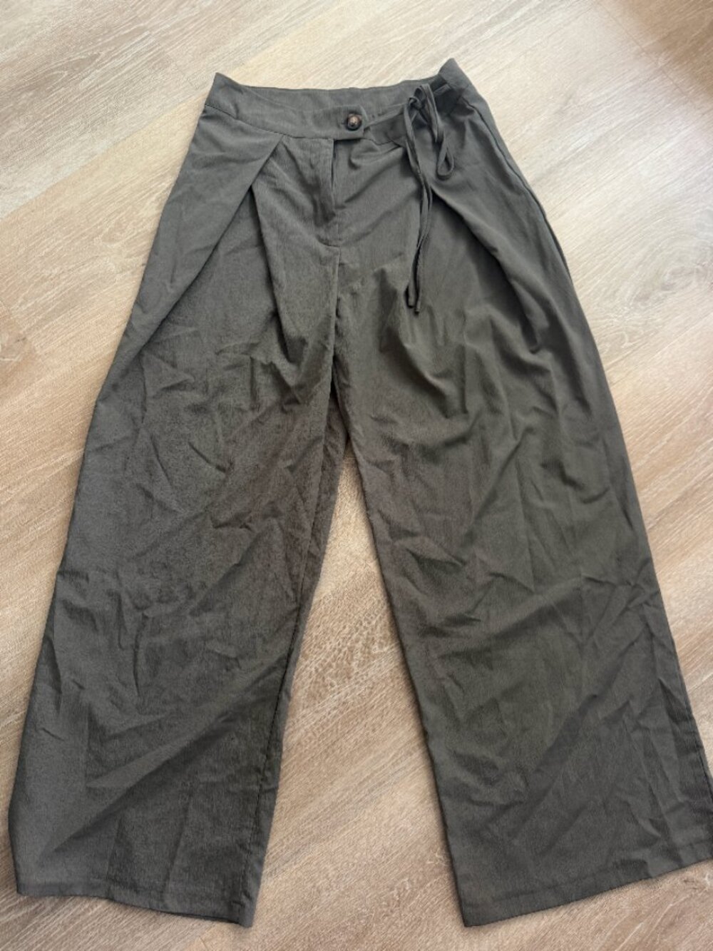 SHEIN Olive Gray Wide Leg Tie Waist Pants M US 6 NWOT